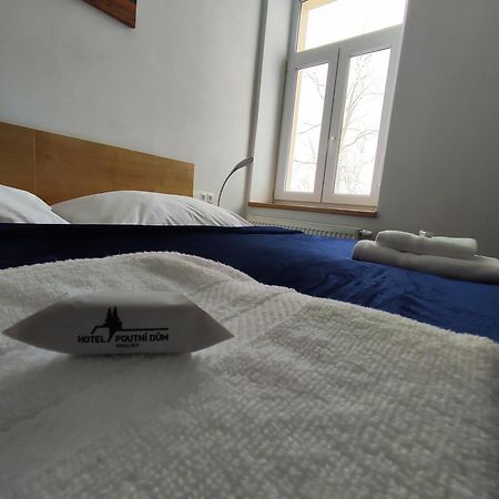Hotel Poutni Dum กราลิกี ภายนอก รูปภาพ
