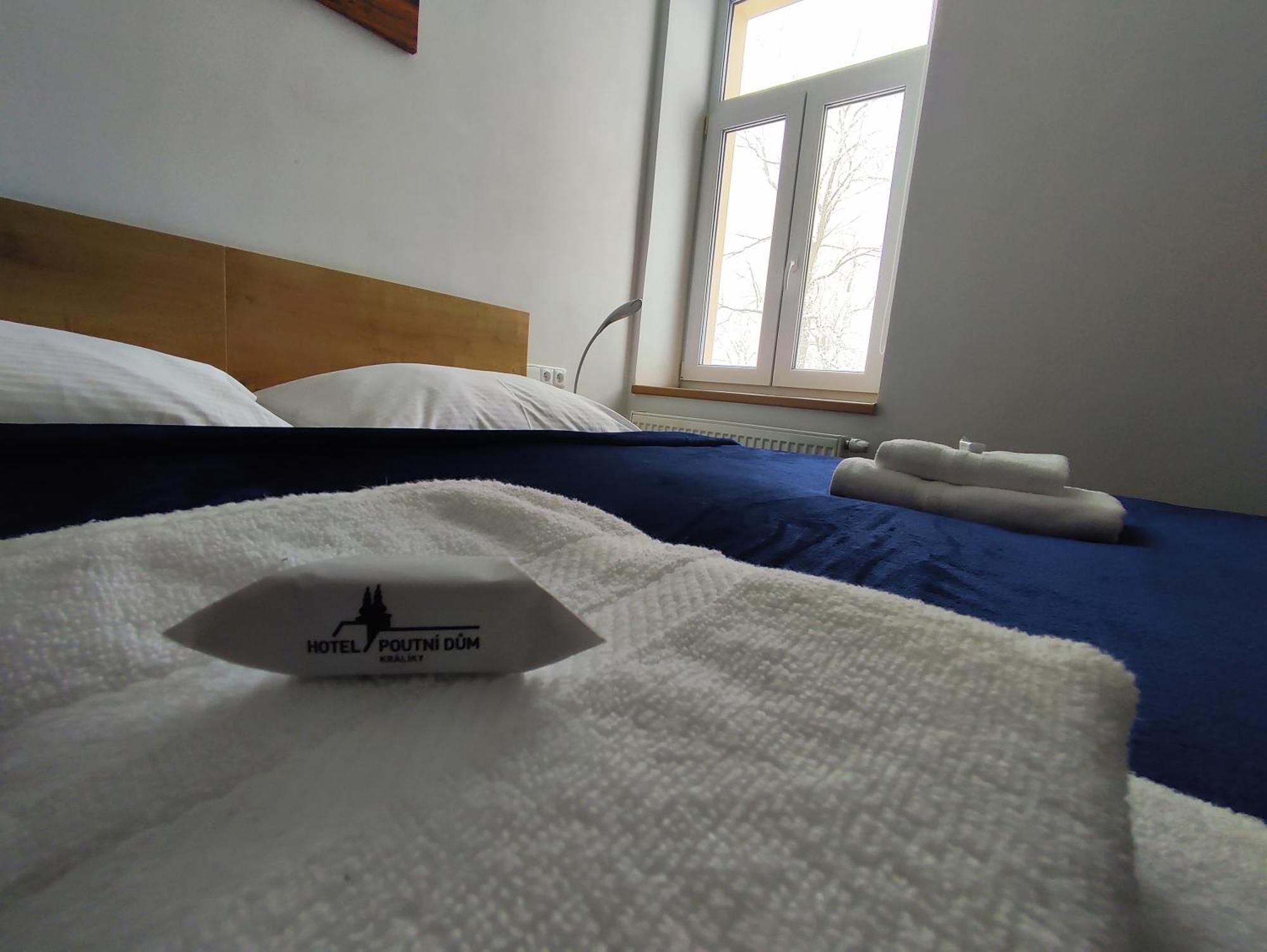 Hotel Poutni Dum กราลิกี ภายนอก รูปภาพ